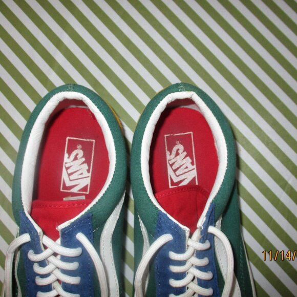 Vans Old Skool Sneakers - Picture 12 of 13